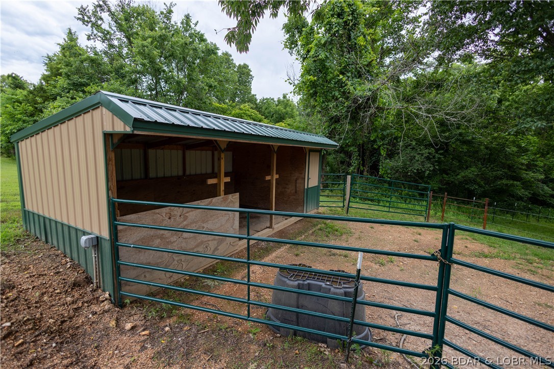 55 Mackey Road Rocky Mount, MO 65072 - Photo 2 of 6