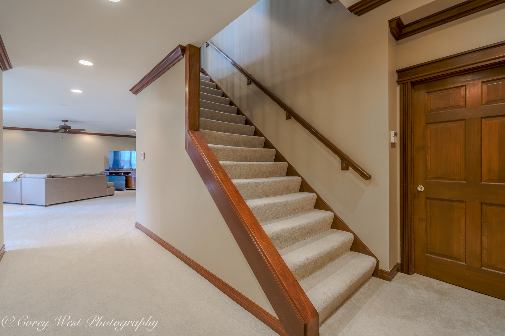 N004 Alexander Drive Geneva, IL 60134 - Photo 57 of 75 a view of entryway and hall