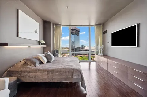 $699,000 | 653 North Kingsbury Street, Unit 1103, Chicago, IL 60654