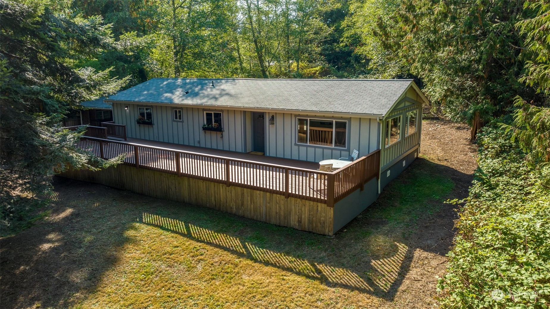 21175 President Point Road Northeast Kingston, WA 98346 - Photo 2 of 35 Gallery Image 2