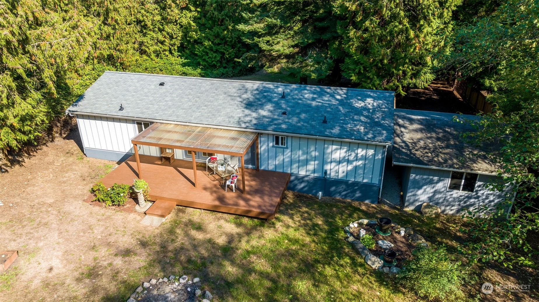 21175 President Point Road Northeast Kingston, WA 98346 - Photo 4 of 35 Gallery Image 4