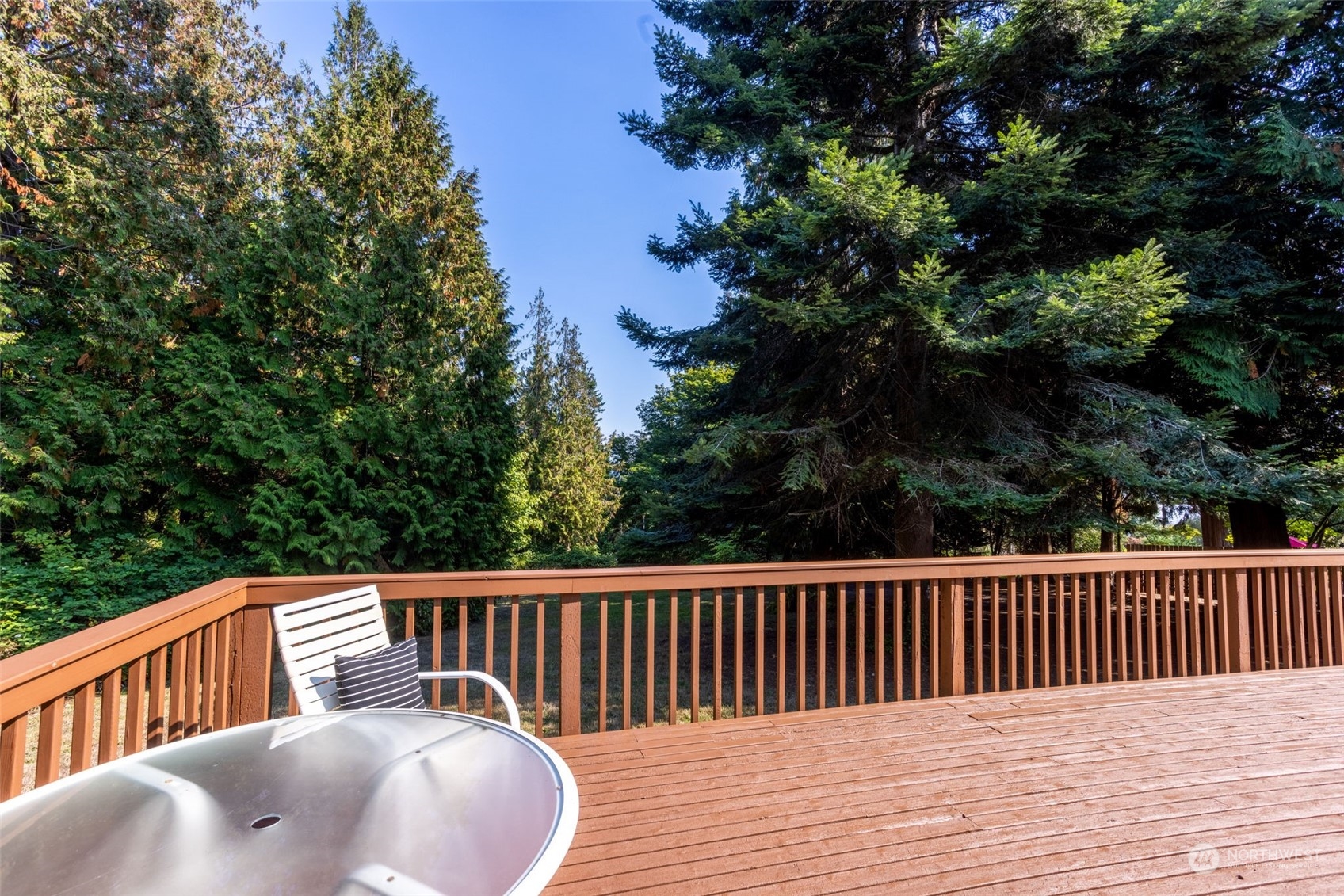 21175 President Point Road Northeast Kingston, WA 98346 - Photo 7 of 35 Gallery Image 7