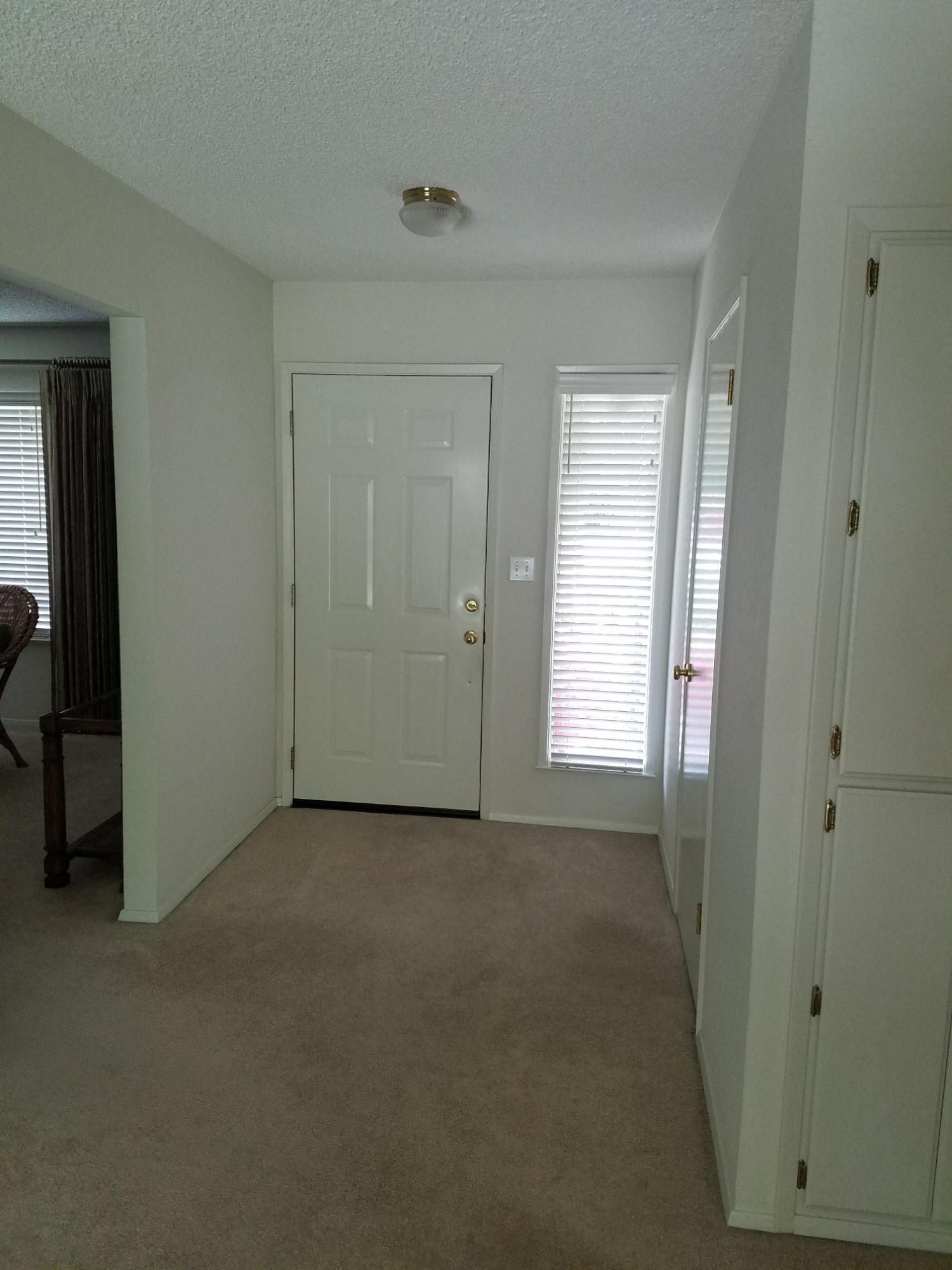 3490 Bardick Road Anderson, CA 96007 - Photo 2 of 20 Entryway