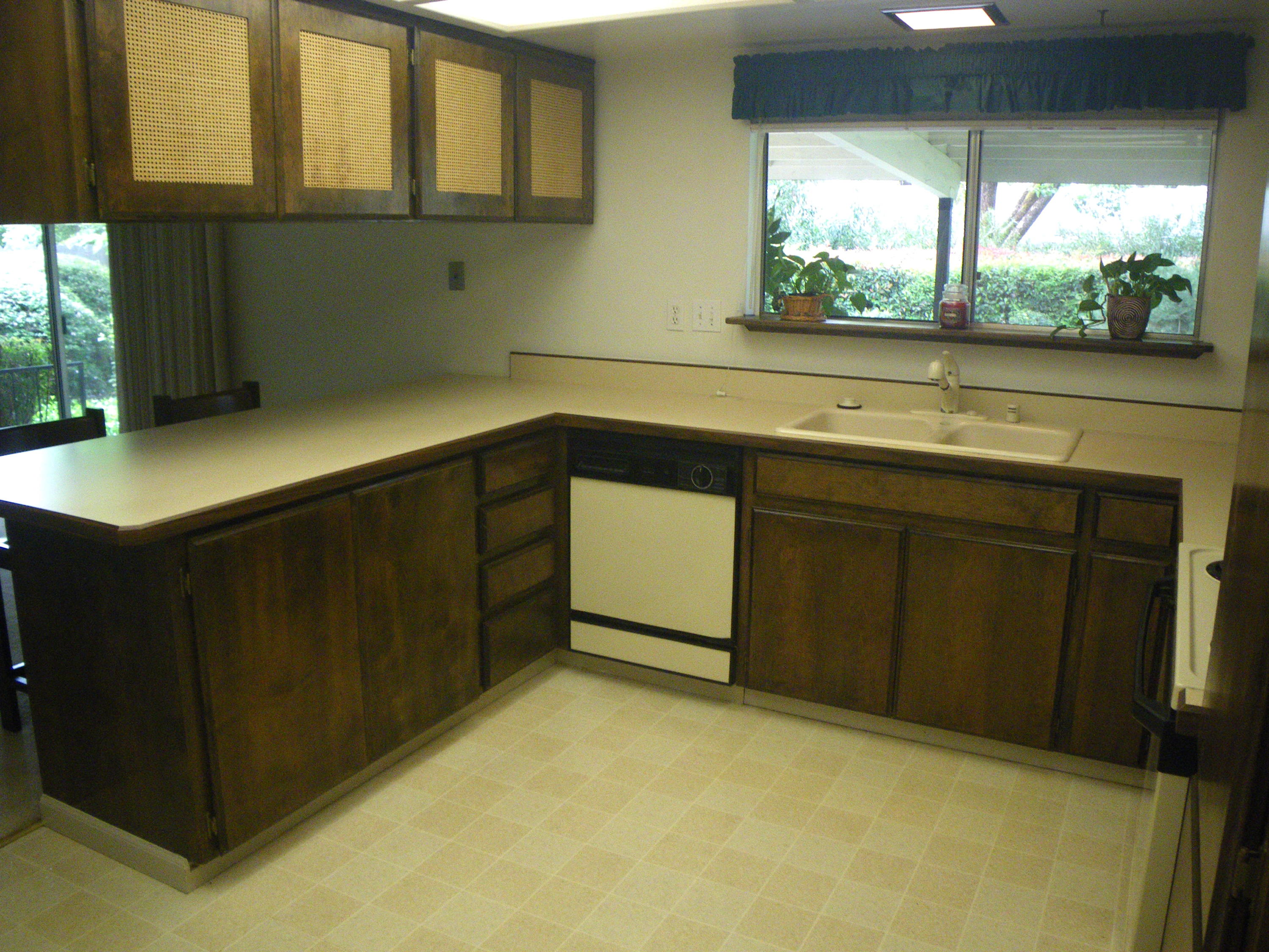 3490 Bardick Road Anderson, CA 96007 - Photo 7 of 20 Kitchen 5