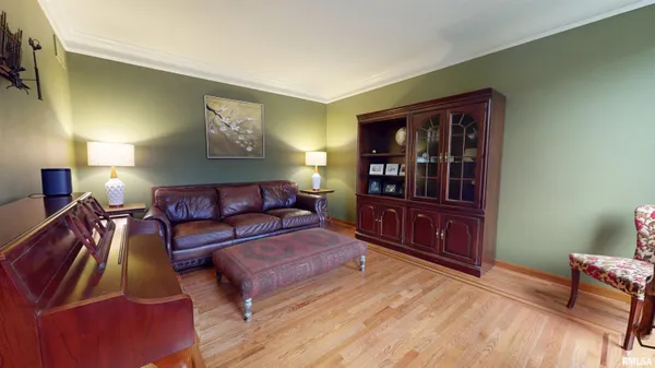 $679,900 | 10706 North Grand Oak Court, Peoria, IL 61615