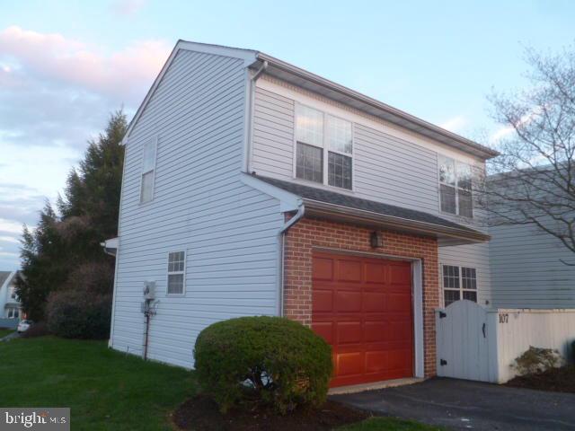 107 Spring Ridge Court Lancaster, PA 17601 - Photo 2 of 15 Gallery Image 2