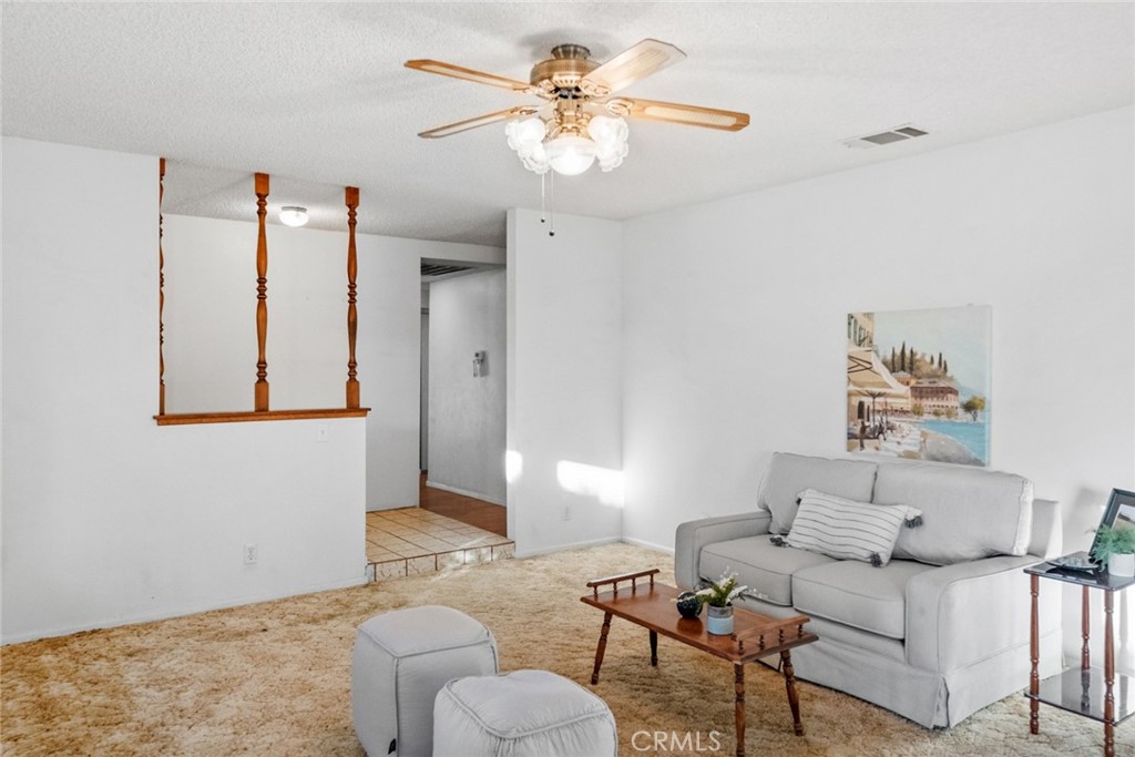19213 Tecumseh Road Apple Valley, CA 92307 - Photo 16 of 43
