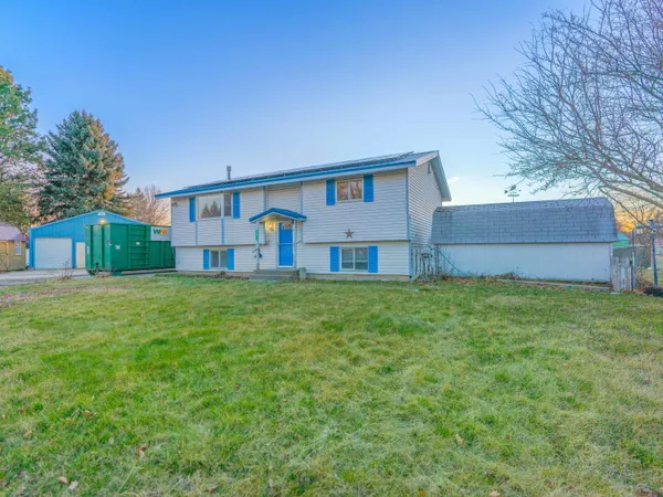 $600,000 | 4907 North Chase Road, Newman Lake, WA 99025