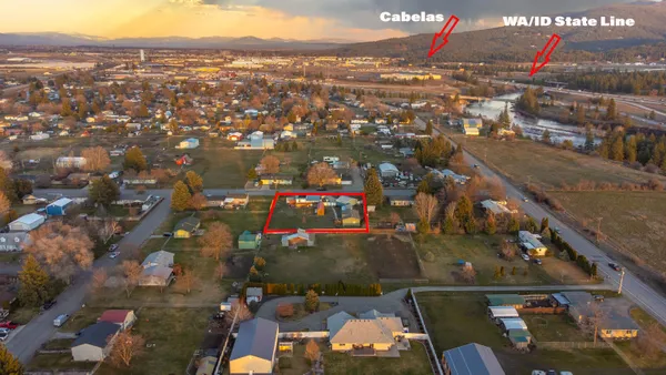 $600,000 | 4907 North Chase Road, Newman Lake, WA 99025