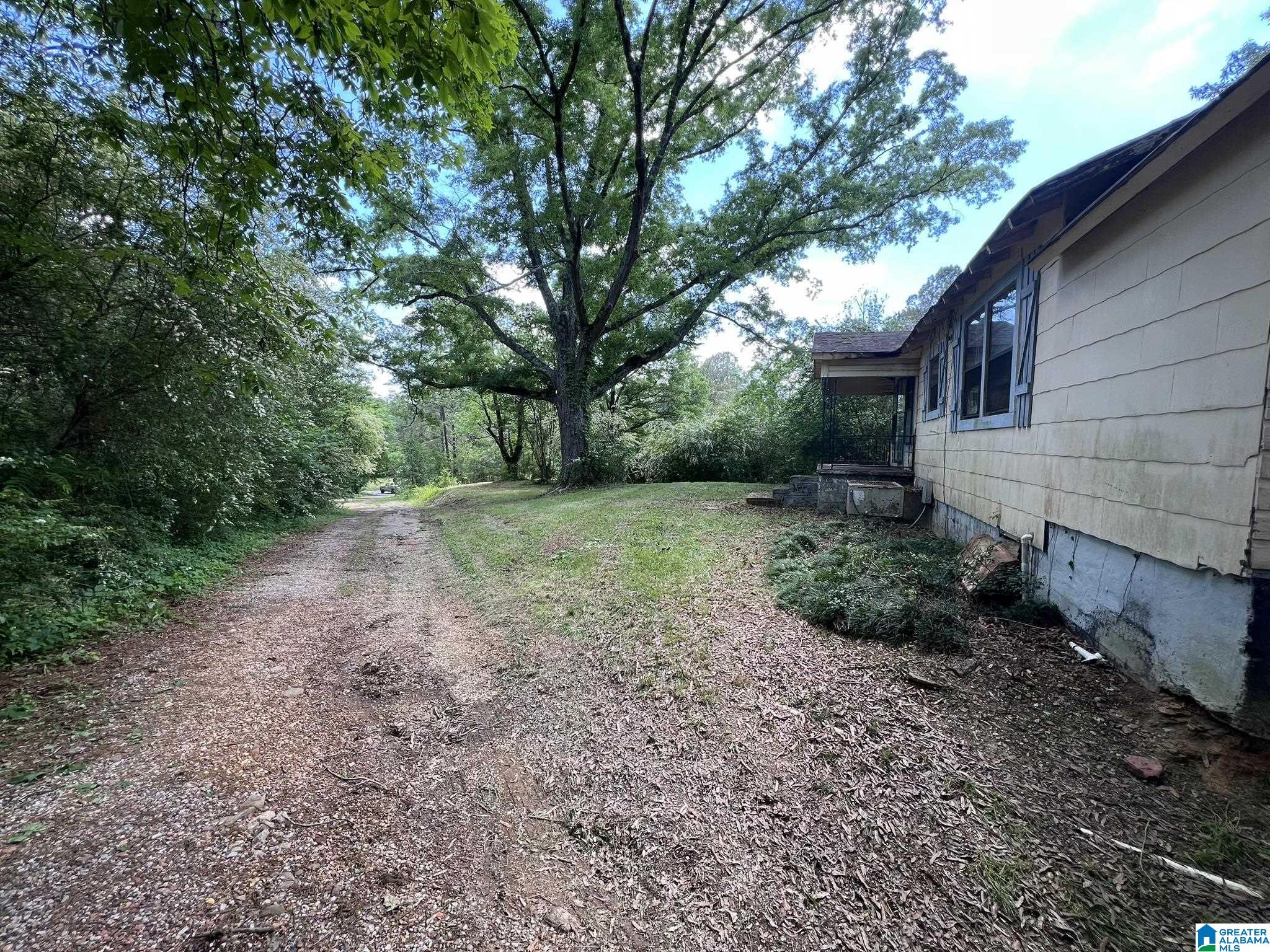 2004 21st Street West Jasper, AL 35501 - Photo 22 of 28