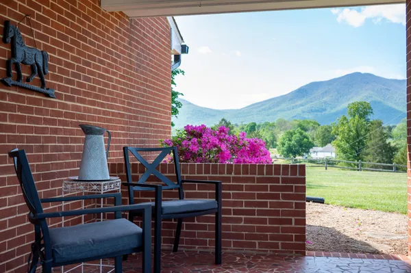 $695,000 | 1129 Croft Lane, Bedford, VA 24523