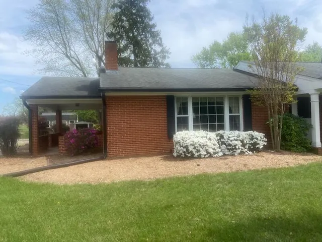 $719,800 | 1129 Croft Lane, Bedford, VA 24523