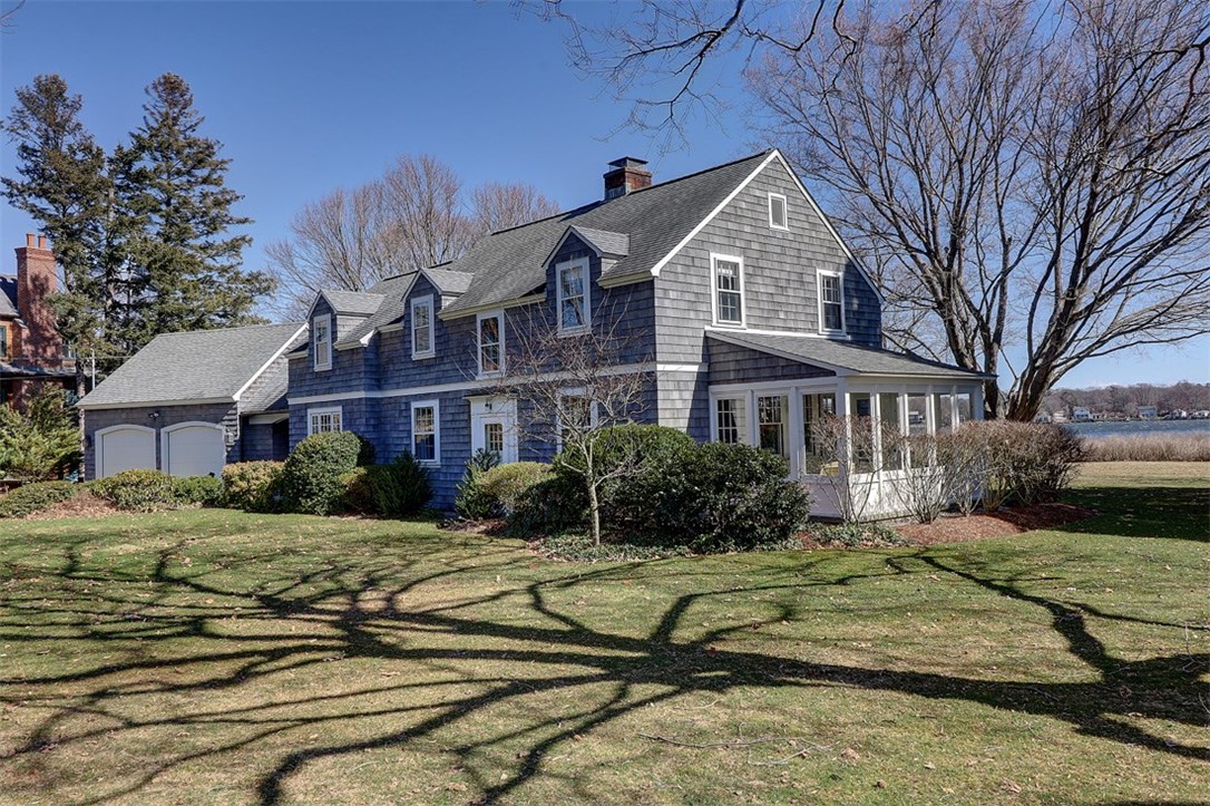 160 Adams Point Road Barrington, RI 02806 - Photo 2 of 40