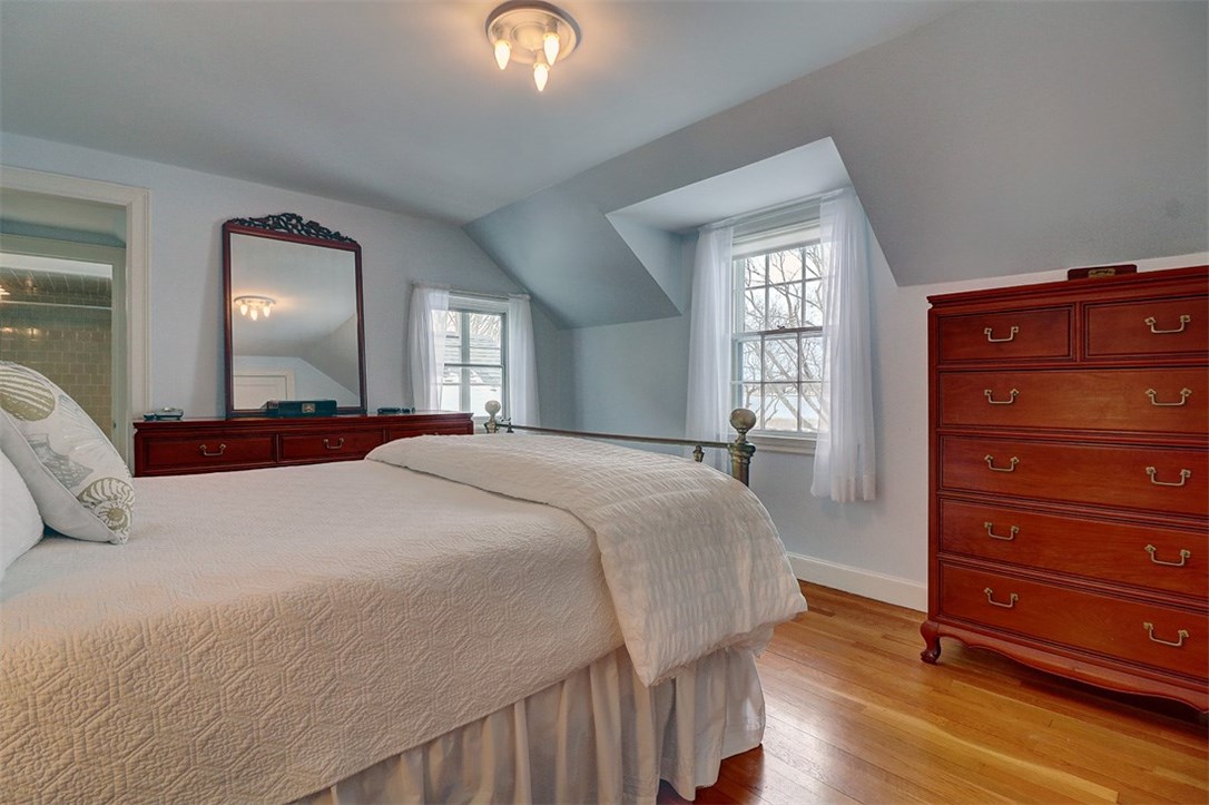 160 Adams Point Road Barrington, RI 02806 - Photo 23 of 40 Master bedroom with bathroom.