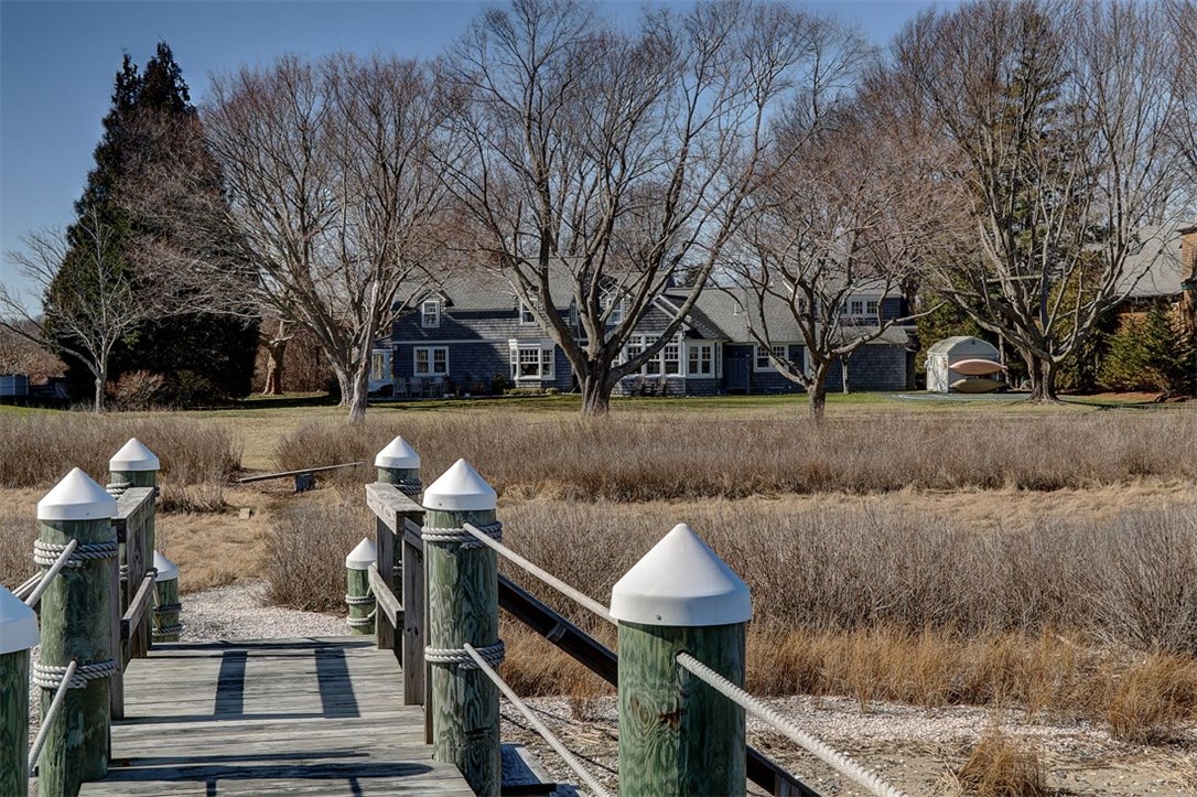 160 Adams Point Road Barrington, RI 02806 - Photo 34 of 40