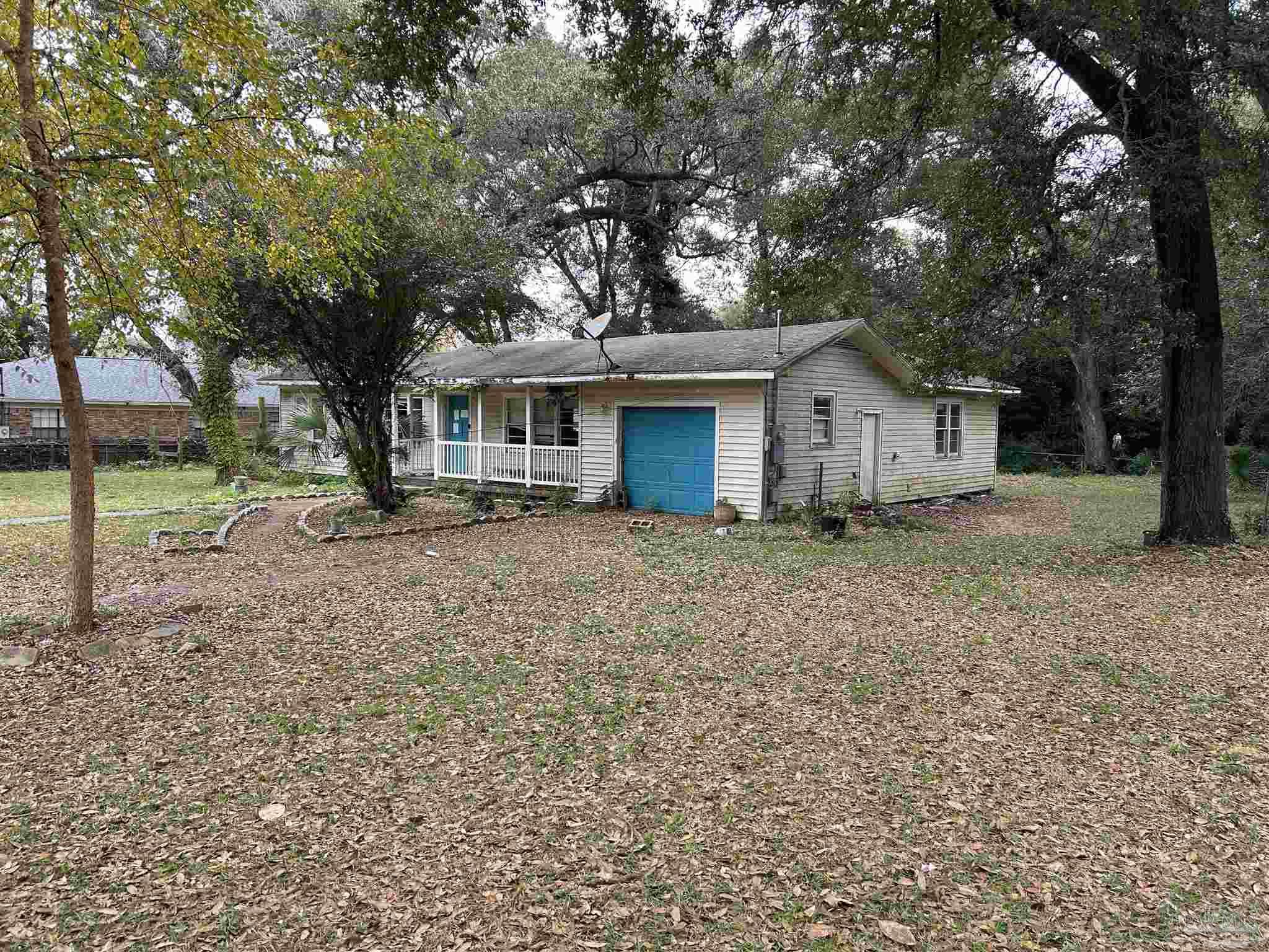 310 Cherokee Trail Pensacola, FL 32506 - Photo 13 of 16