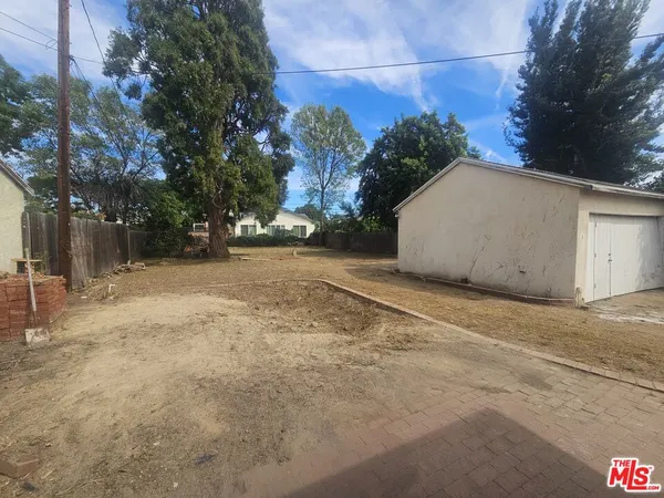 $699,000 | 6834 Encino Avenue, Van Nuys, CA 91406