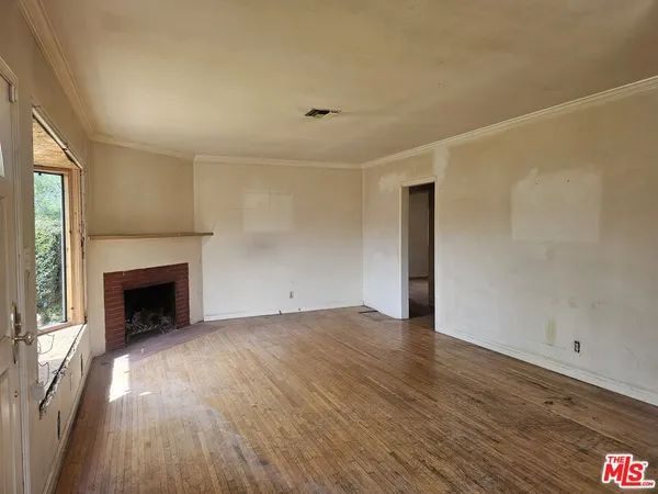 $699,000 | 6834 Encino Avenue, Van Nuys, CA 91406