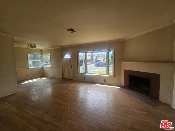 $699,000 | 6834 Encino Avenue, Van Nuys, CA 91406