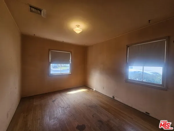 $699,000 | 6834 Encino Avenue, Van Nuys, CA 91406