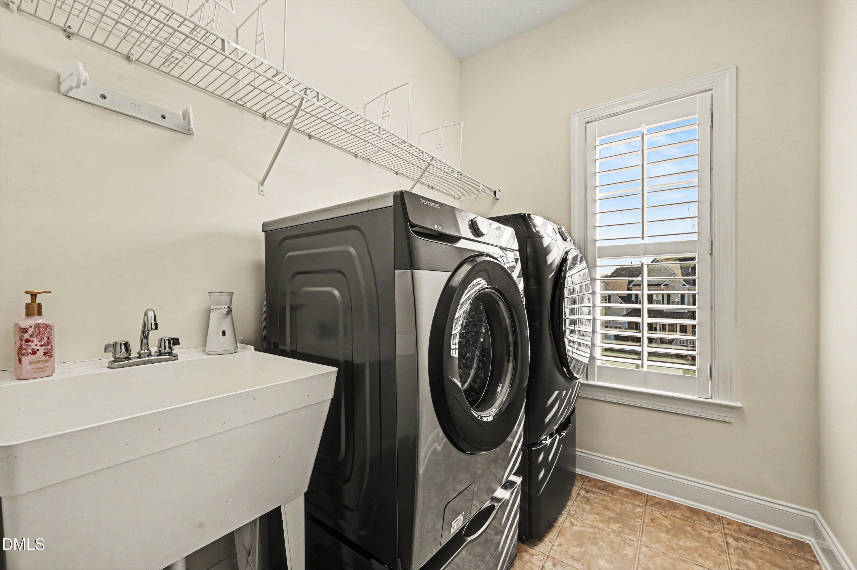 314 Powers Ferry Road Cary, NC 27519 - Photo 35 of 57 034_file_4271