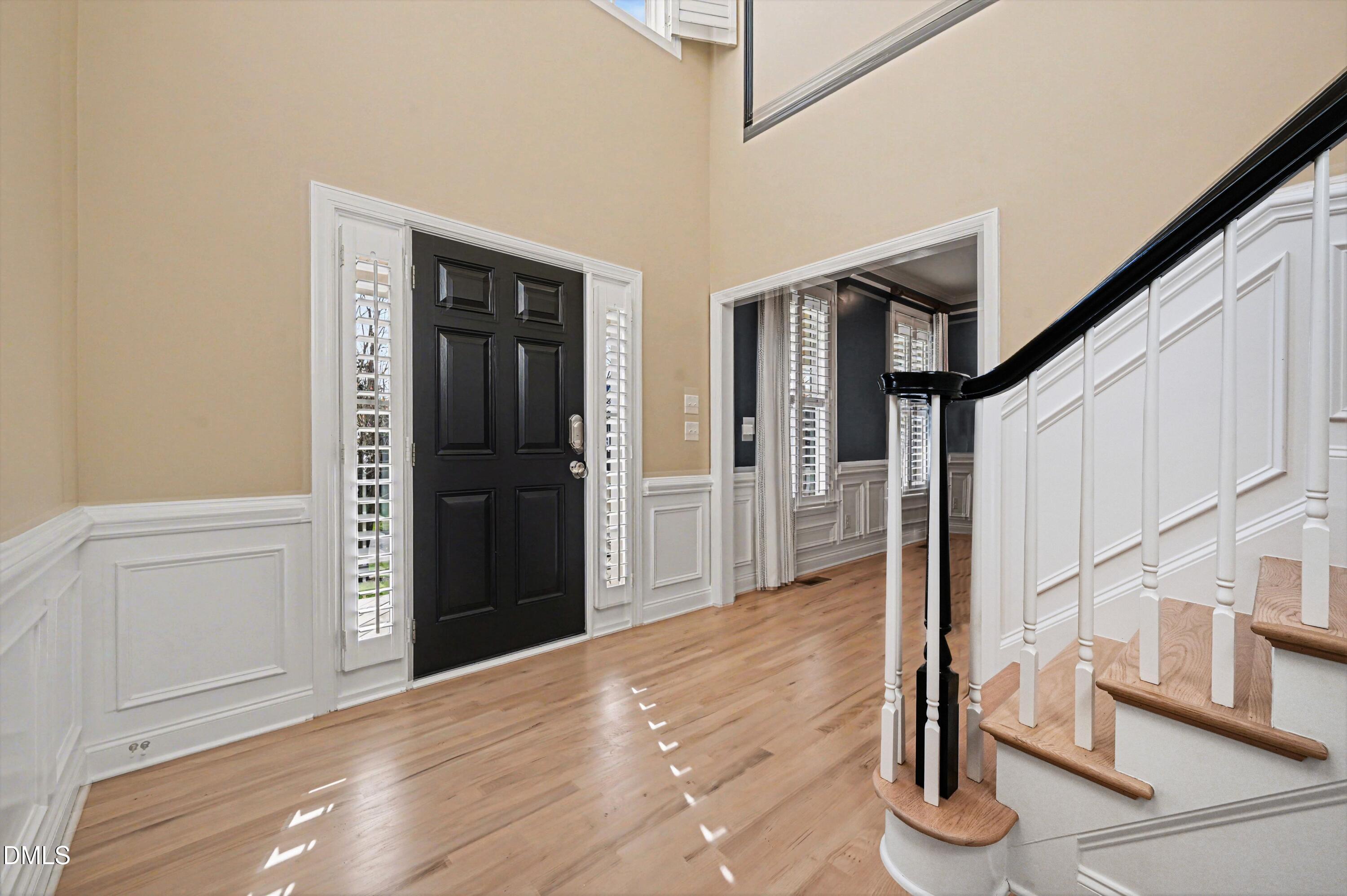 314 Powers Ferry Road Cary, NC 27519 - Photo 3 of 57 008_file_8262