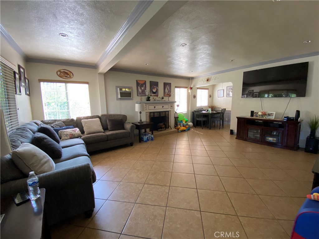 3049 San Ignacio Drive El Monte, CA 91732 - Photo 7 of 31