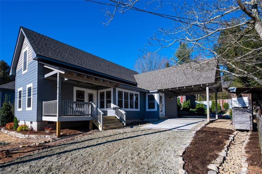 981 Tinsley Road Brevard, NC 28712 - Photo 1 of 31 Gallery Image 1