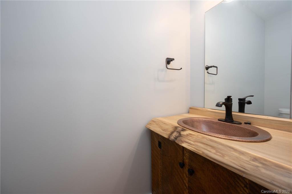 981 Tinsley Road Brevard, NC 28712 - Photo 15 of 31 Gallery Image 15