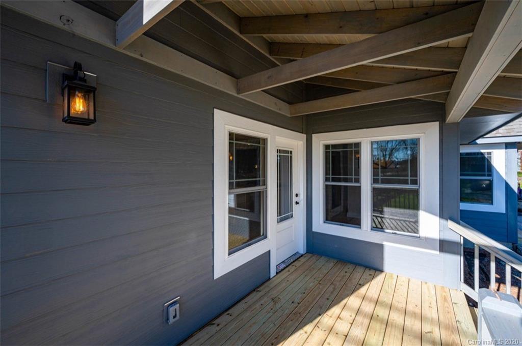 981 Tinsley Road Brevard, NC 28712 - Photo 3 of 31 Gallery Image 3
