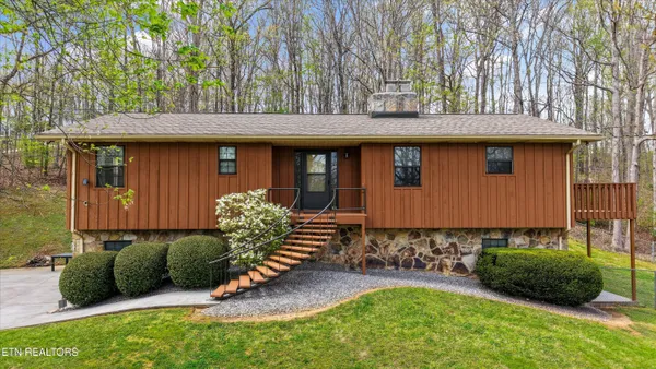 $394,900 | 406 Powder House Road, Powell, TN 37849