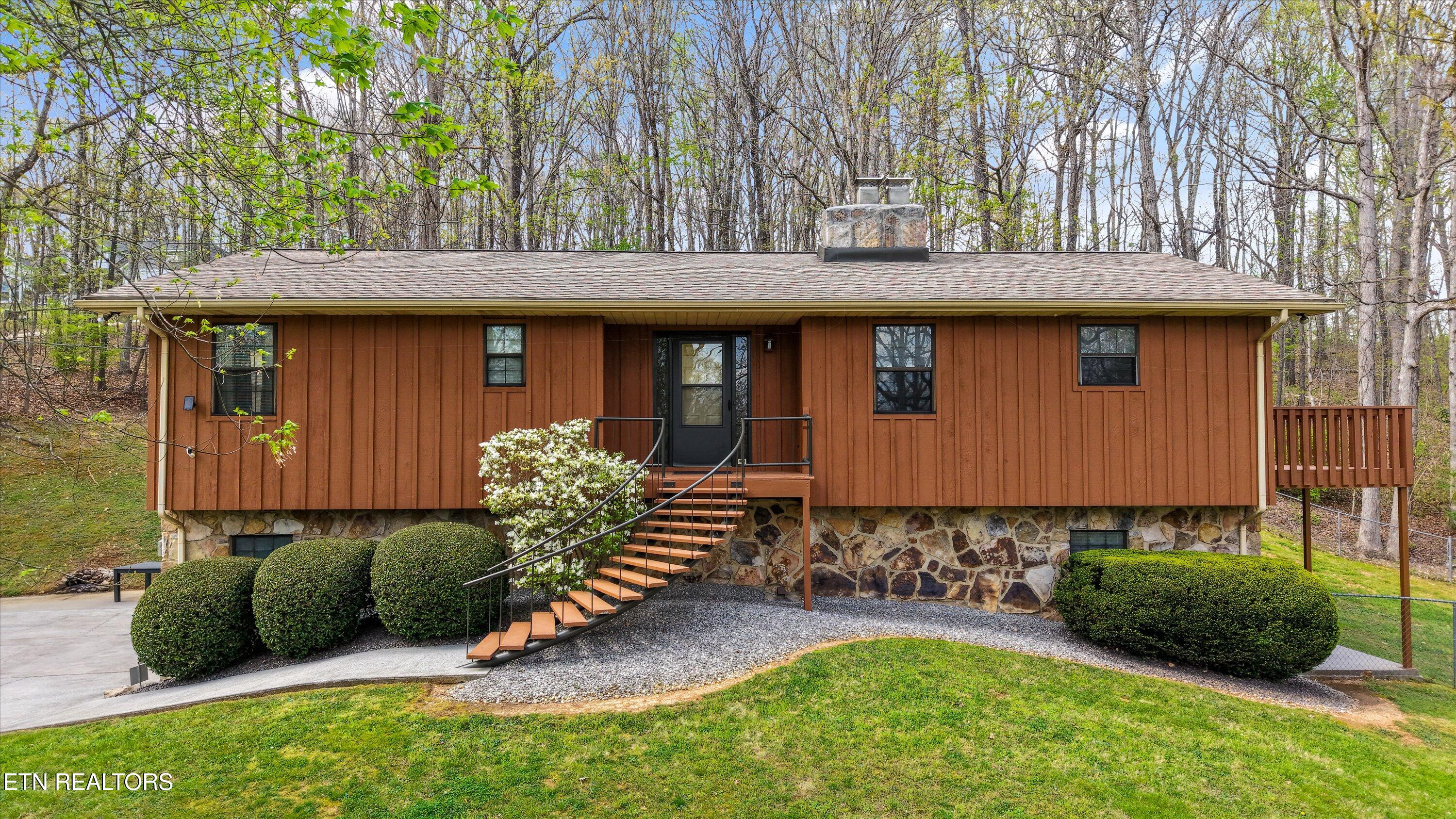 406 Powder House Road Powell, TN 37849 - Photo 1 of 33 IMG_9821