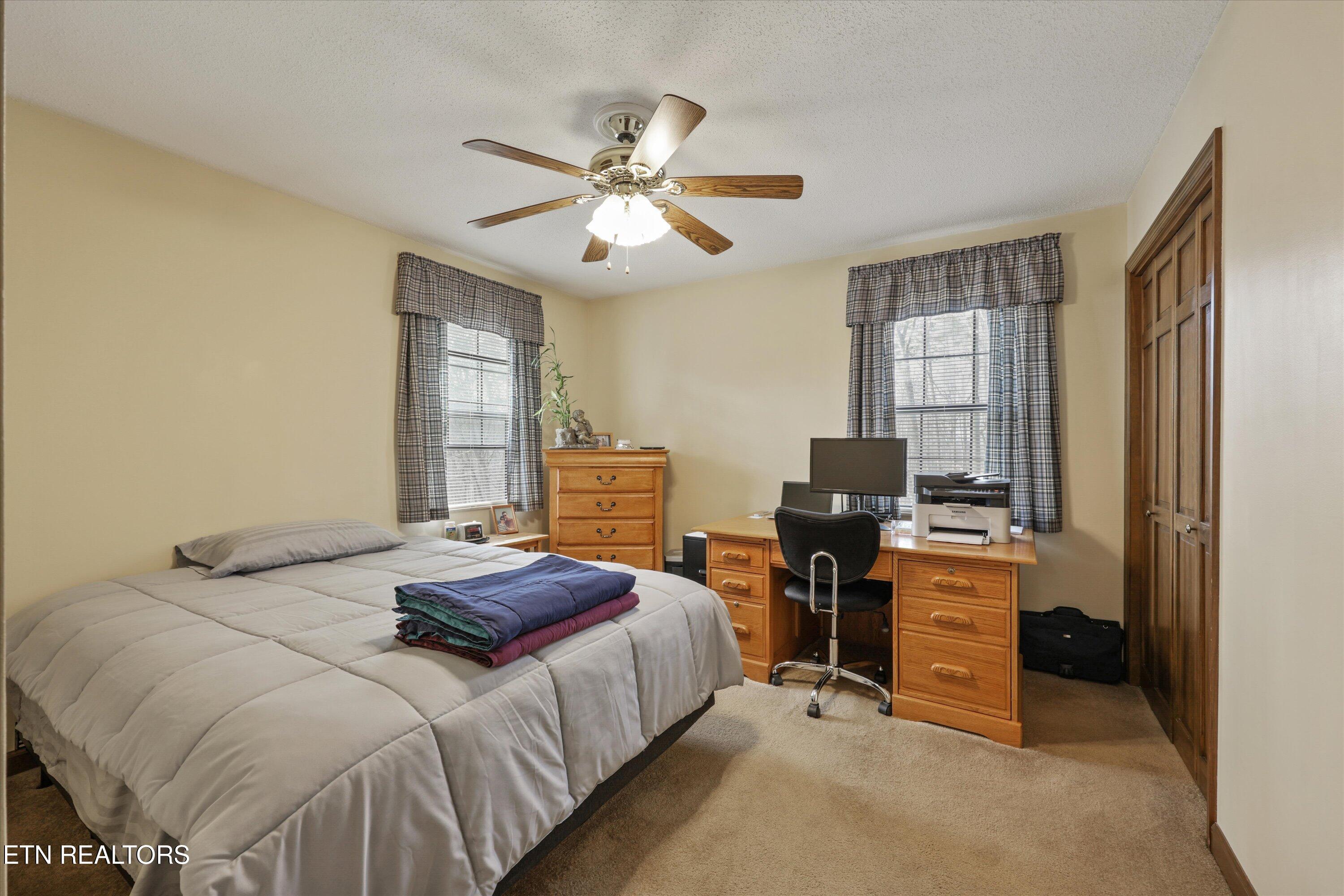 406 Powder House Road Powell, TN 37849 - Photo 17 of 33 IMG_9763