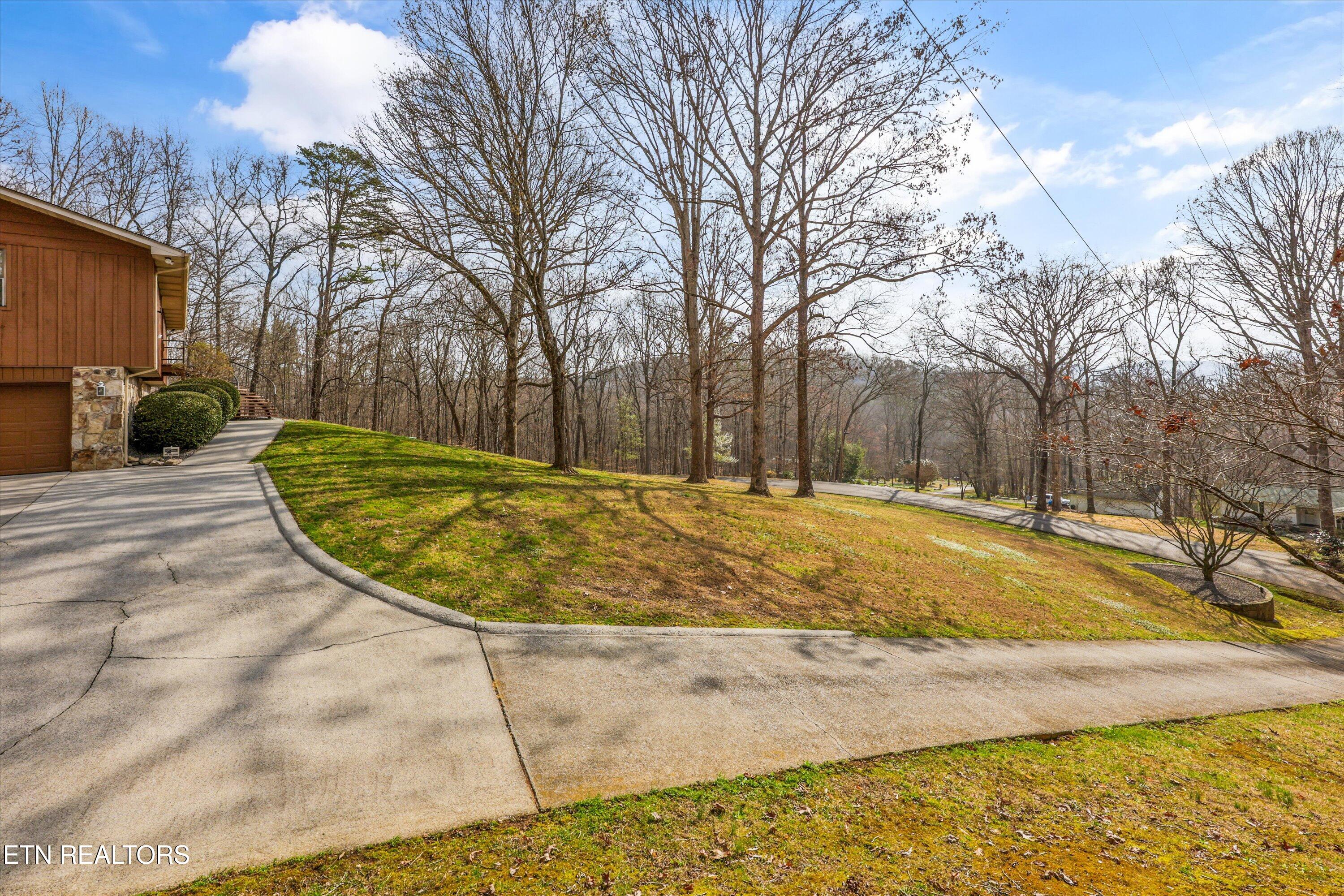 406 Powder House Road Powell, TN 37849 - Photo 29 of 33 IMG_9773