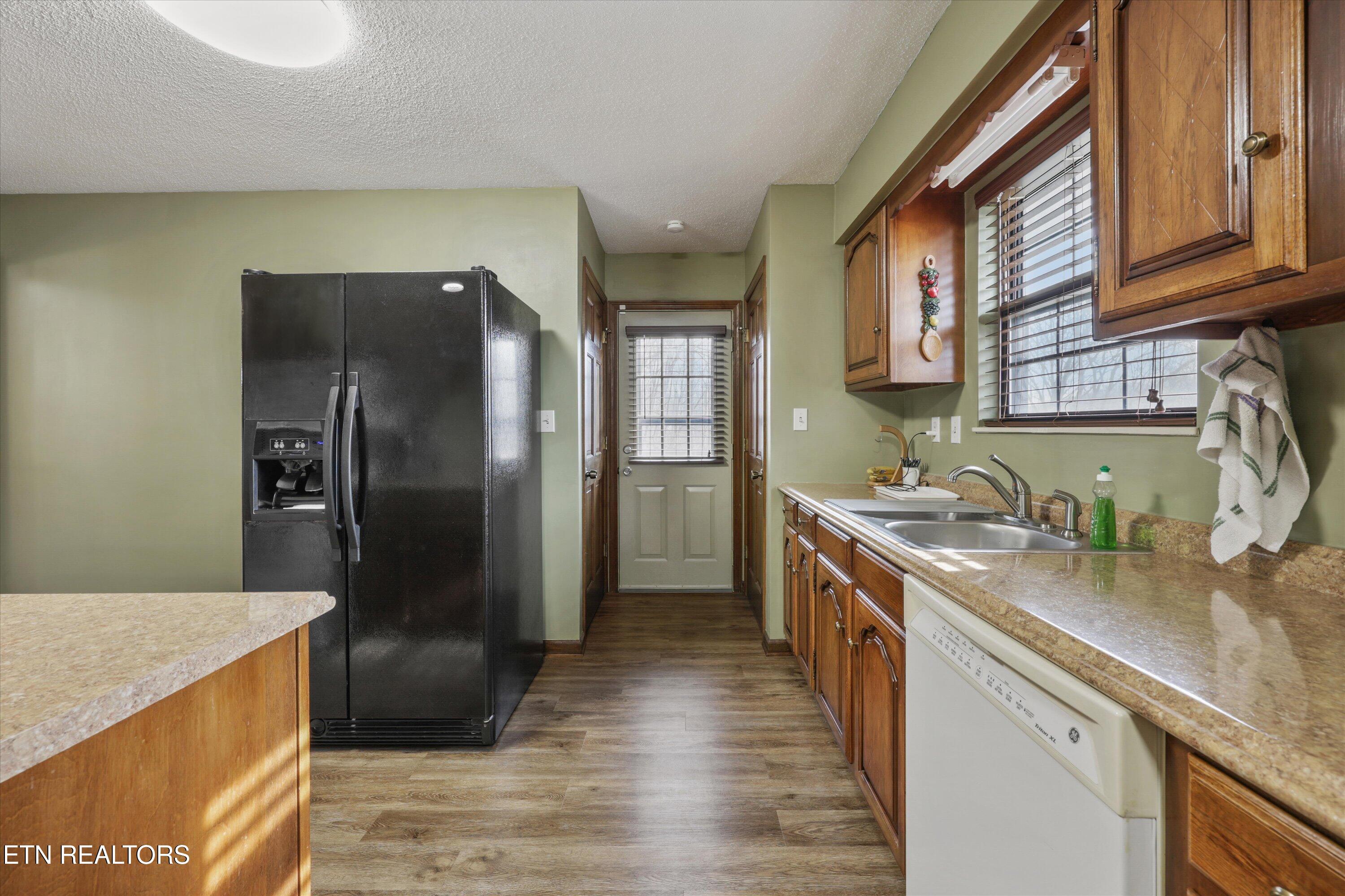 406 Powder House Road Powell, TN 37849 - Photo 10 of 33 IMG_9756