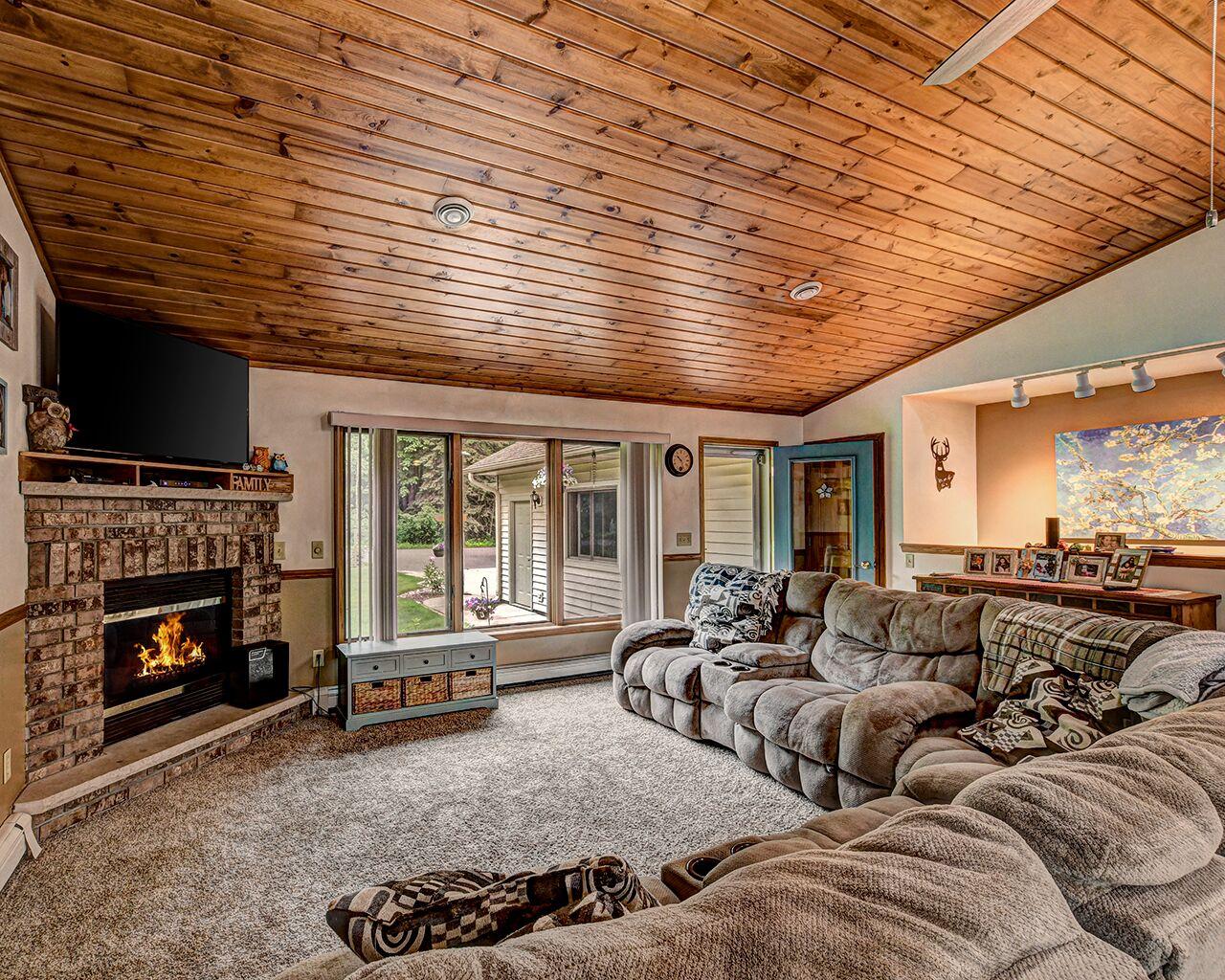 5048 Sunset Drive Rhinelander, WI 54501 - Photo 8 of 33 Gallery Image 8