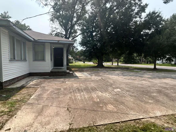 $1,350 | 6034 Prescott Road, Baton Rouge, LA 70805