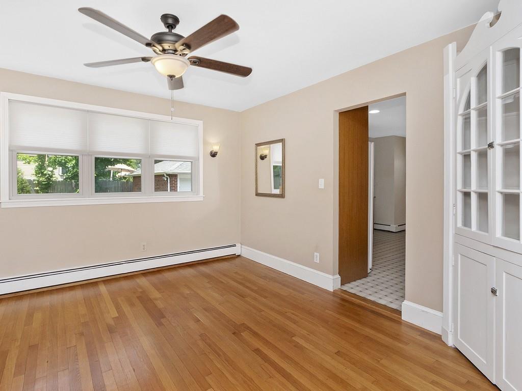 121 Thornton Road Waltham, MA 02453 - Photo 16 of 40 Gallery Image 16