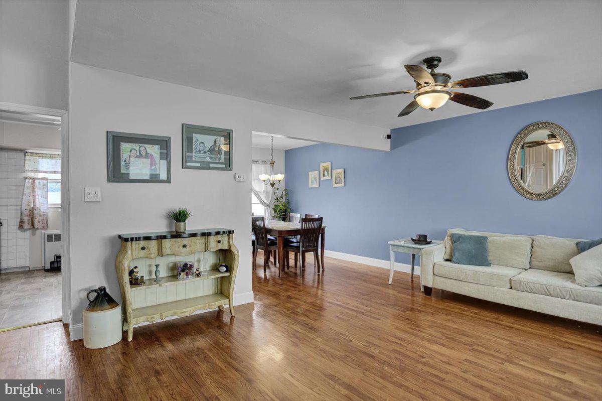 2819 Shillington Road Reading, PA 19608 - Photo 5 of 25 Living -Dining Room