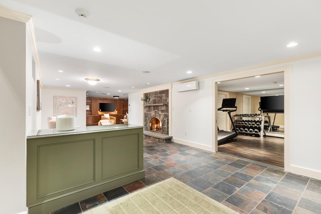 101 Draper Road Wayland, MA 01778 - Photo 28 of 40 Gallery Image 28