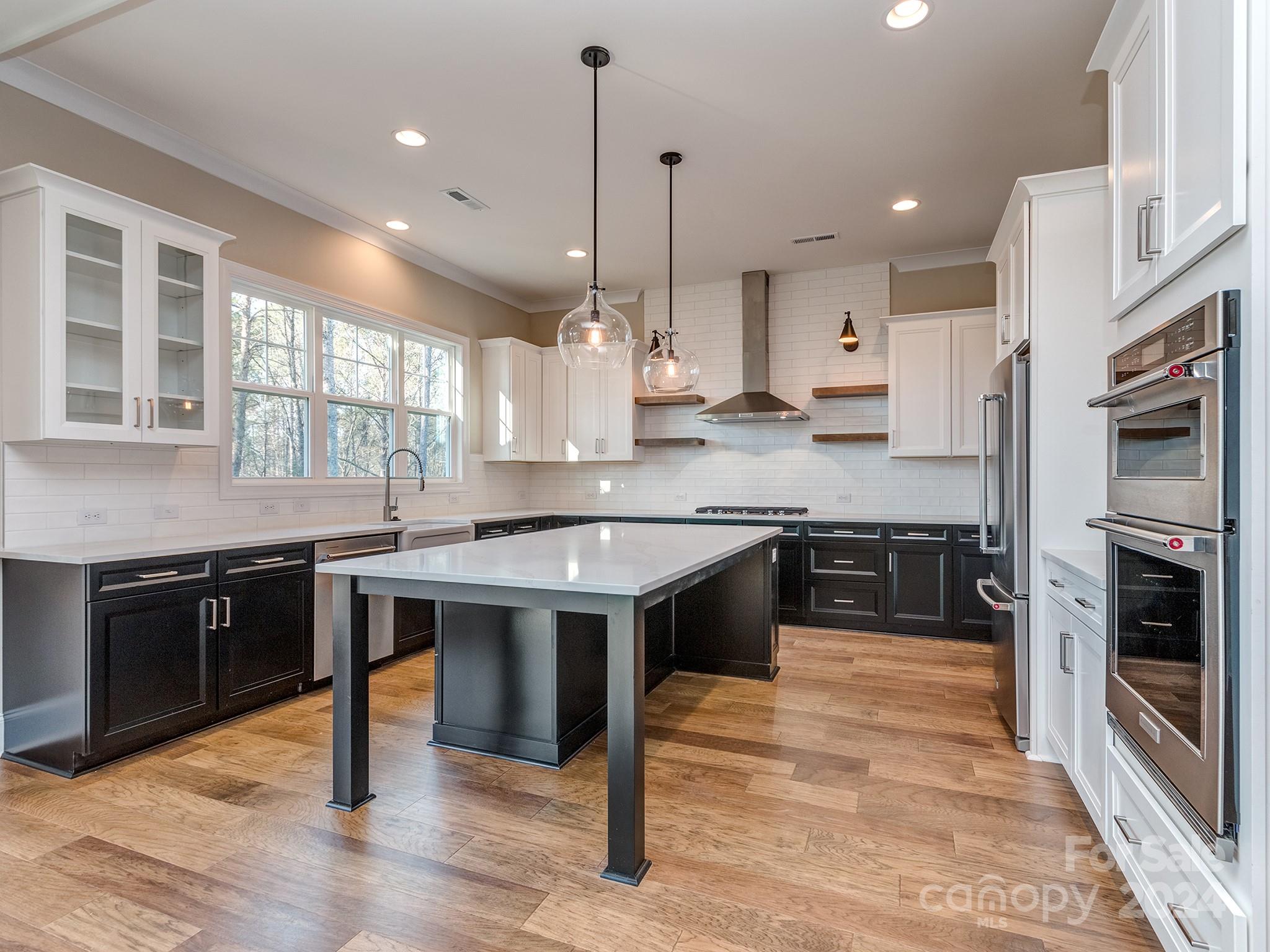 16836 Harbor View Road Charlotte, NC 28278 - Photo 16 of 44 Gallery Image 16