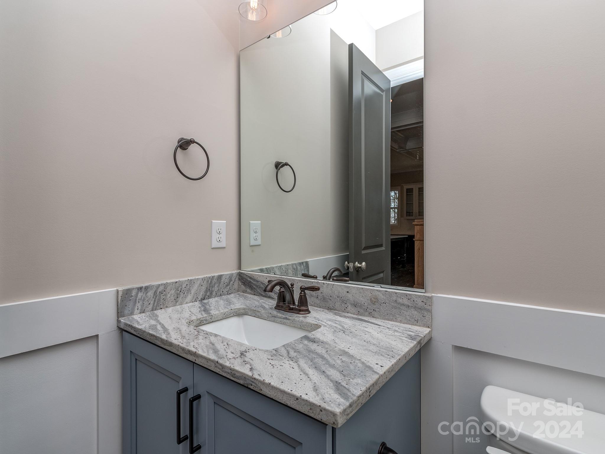16836 Harbor View Road Charlotte, NC 28278 - Photo 23 of 44 Gallery Image 23