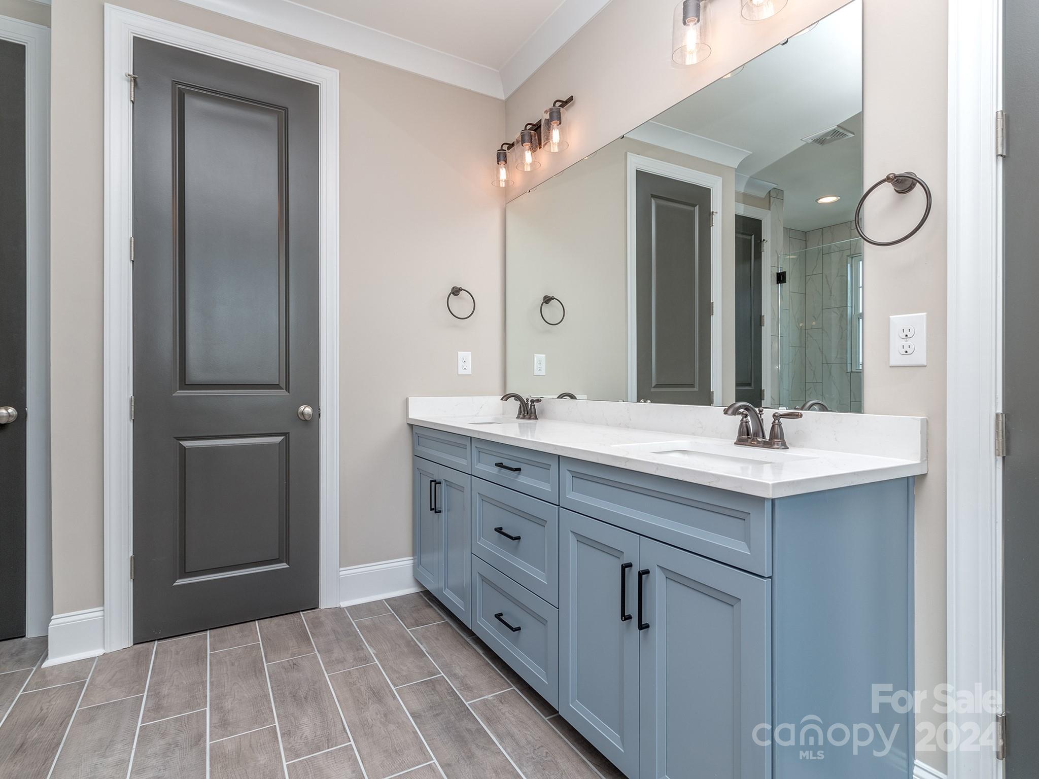 16836 Harbor View Road Charlotte, NC 28278 - Photo 34 of 44 Gallery Image 34