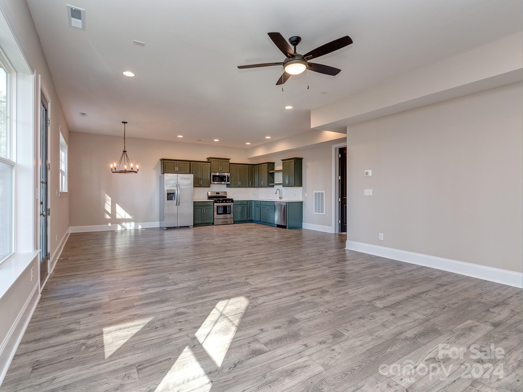 16836 Harbor View Road Charlotte, NC 28278 - Photo 39 of 44 Gallery Image 39