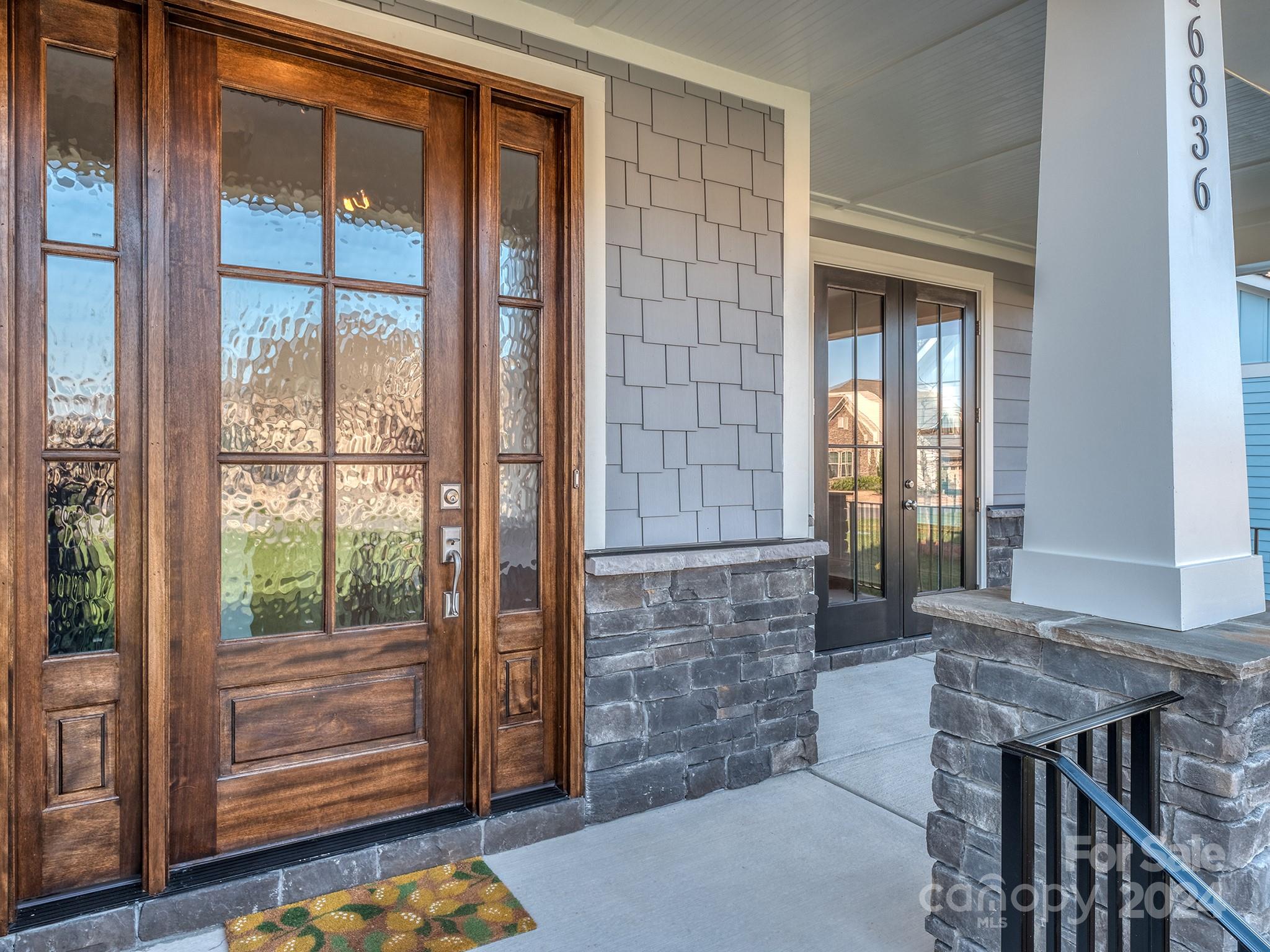 16836 Harbor View Road Charlotte, NC 28278 - Photo 5 of 44 Gallery Image 5