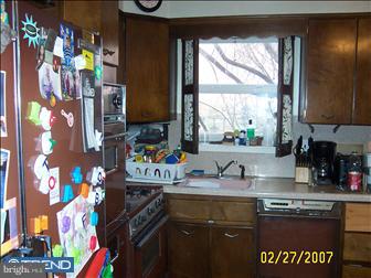 115 Juniper Road Havertown, PA 19083 - Photo 3 of 6 Kitchen