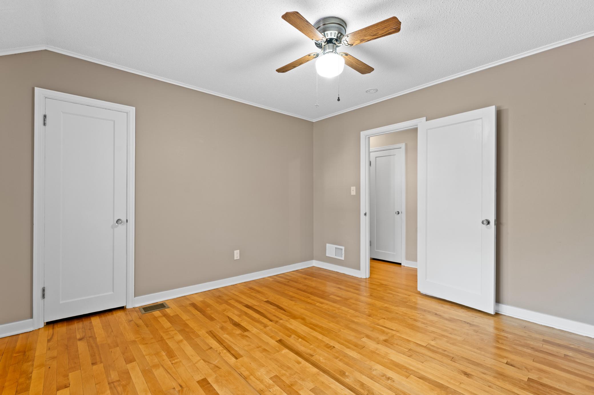 827 10 1/2 Street Southwest Rochester, MN 55902 - Photo 25 of 45