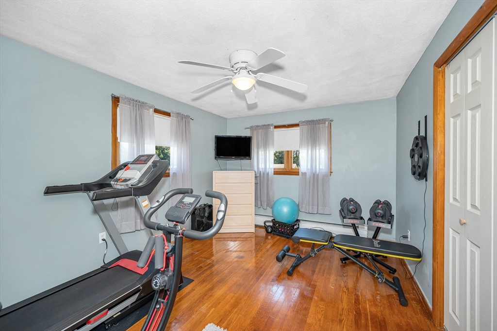 6 Surrey Road Woburn, MA 01801 - Photo 13 of 34
