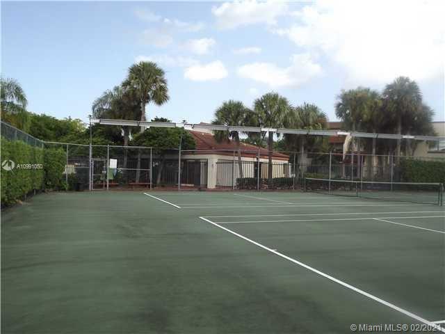 8600 Southwest 149th Avenue, Unit 612 Miami, FL 33193 - Photo 7 of 8 Lighted tennis courts