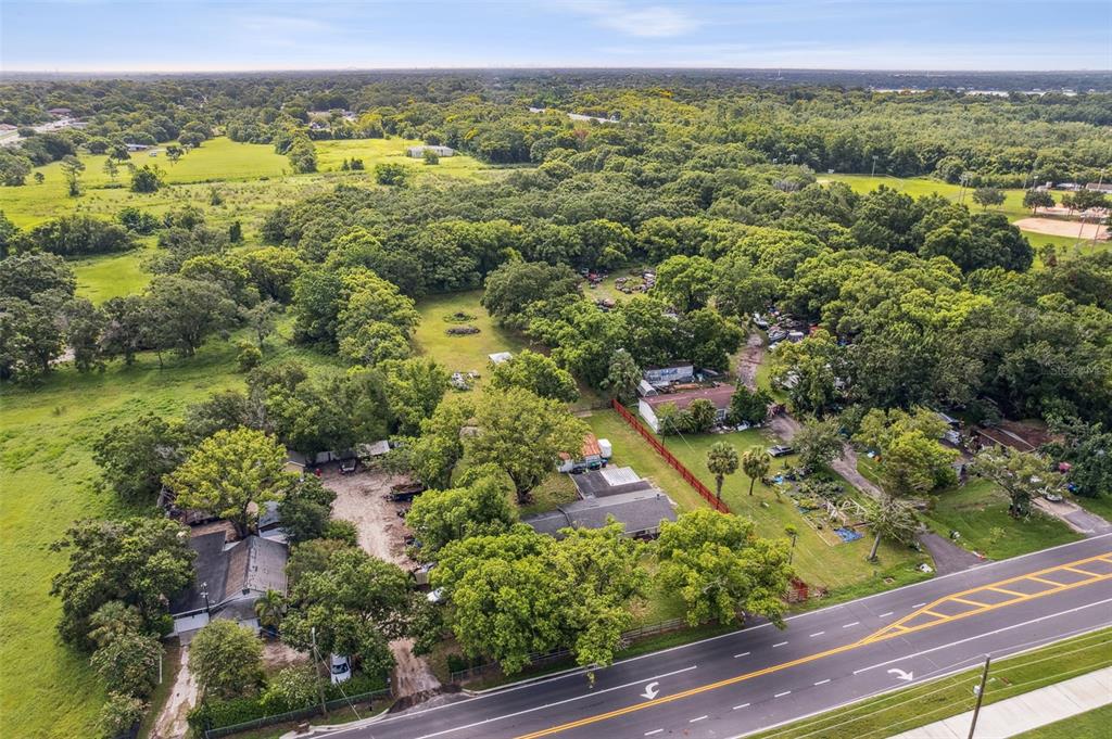 Undisclosed Address Ocoee, FL 34761 - Photo 7 of 23 a view of a garden with an ocean